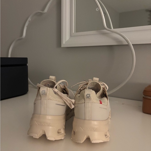 OnCloud x Free People OnCloud Ultra 2 Sneakers - Picture 3 of 5